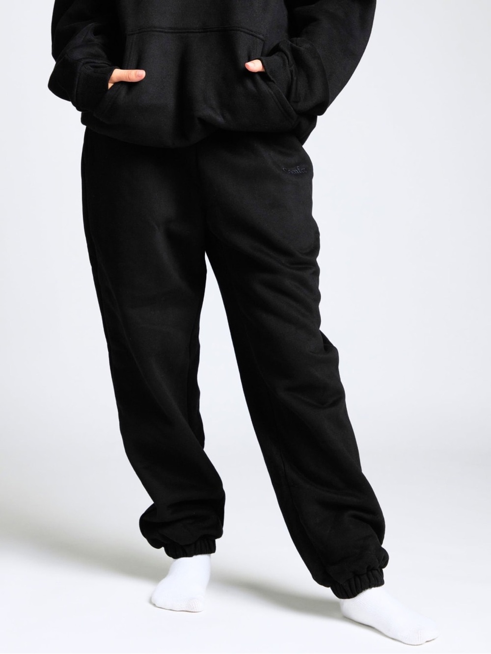 Comfrt Signature Sweatpants